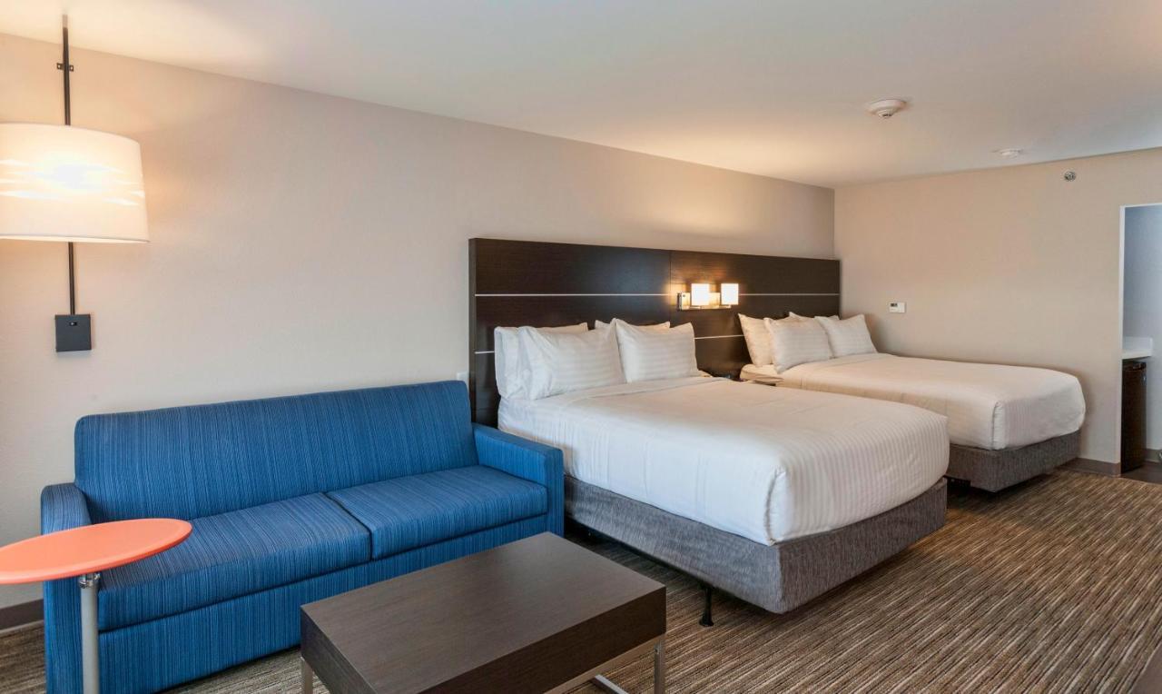 Holiday Inn Express & Suites - Dodge City By Ihg Extérieur photo