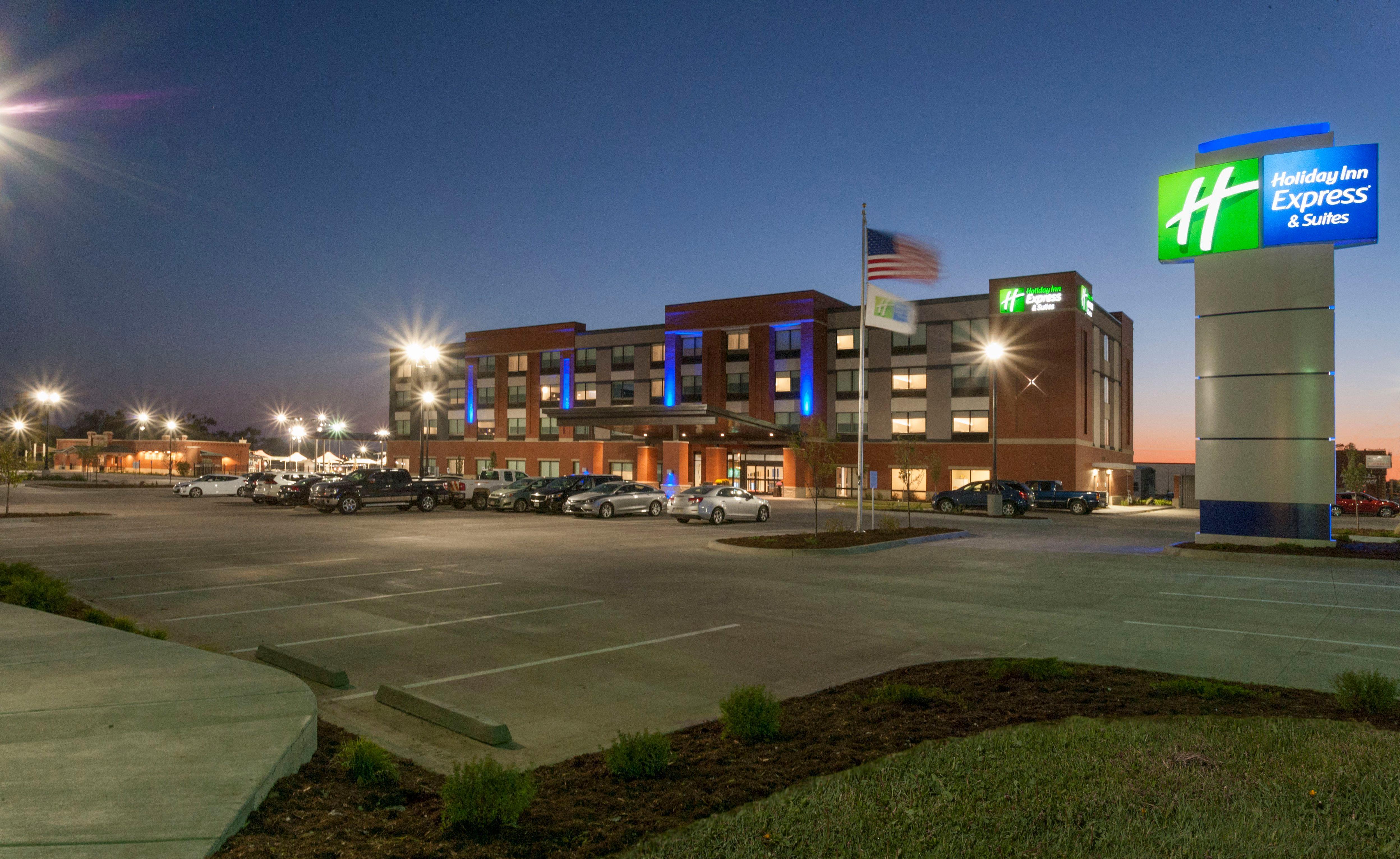 Holiday Inn Express & Suites - Dodge City By Ihg Extérieur photo