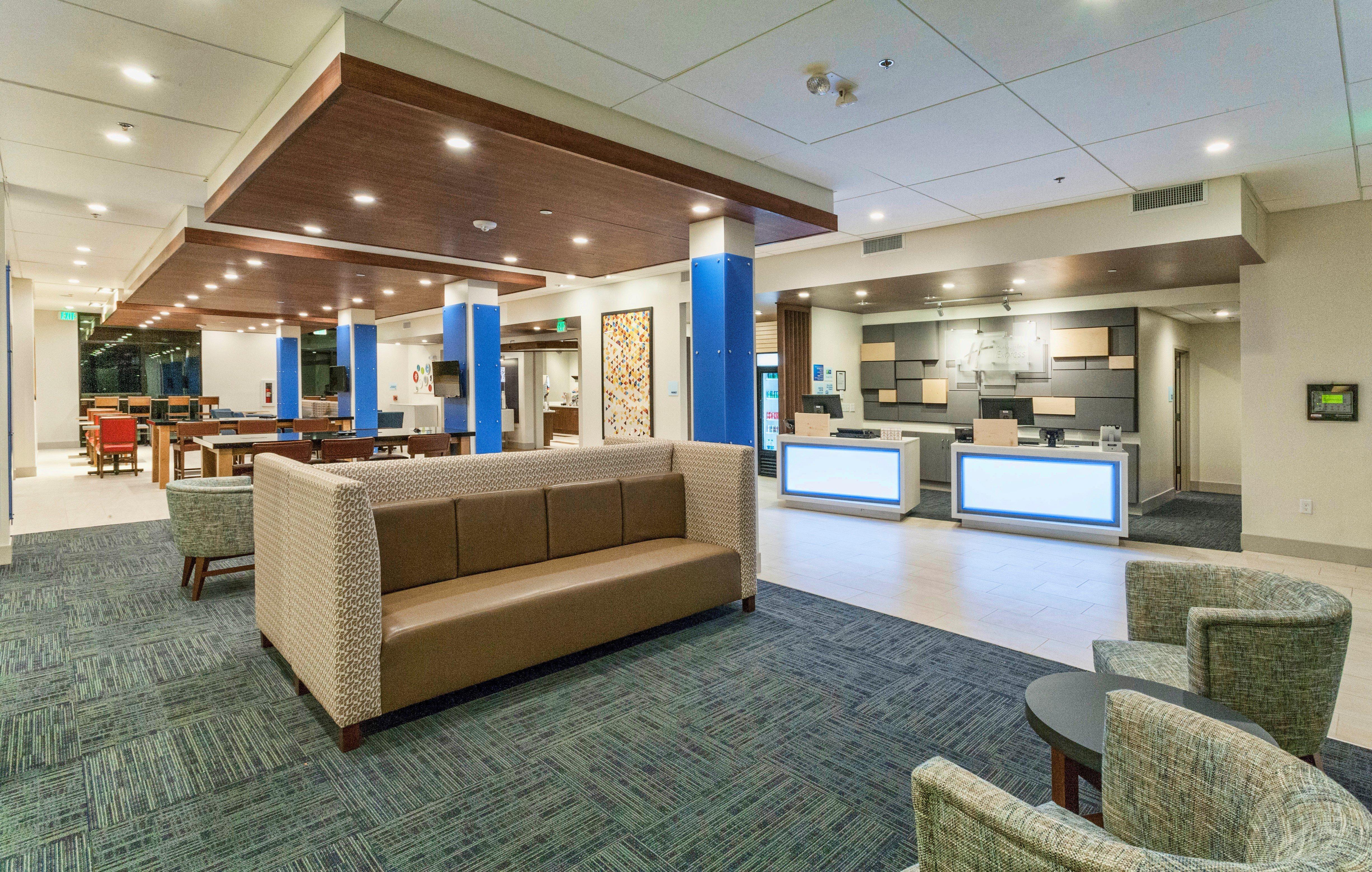 Holiday Inn Express & Suites - Dodge City By Ihg Extérieur photo