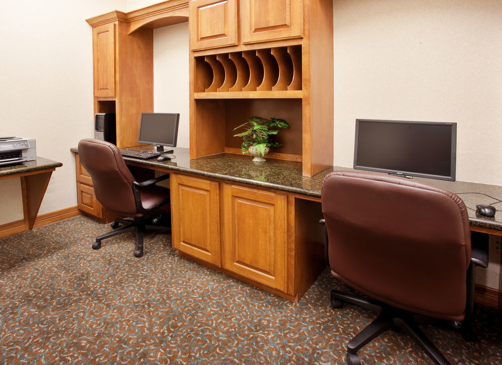Holiday Inn Express & Suites - Dodge City By Ihg Extérieur photo